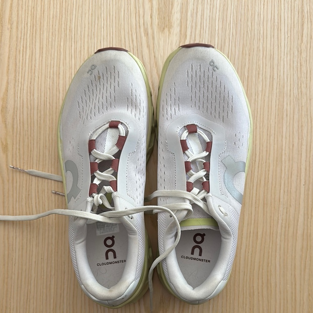 On running cloud monster 9.5